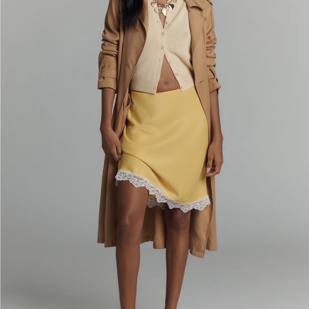Anthropologie The Tilda Knee Length Slip Skirt Size XL Yellow with Lace NWT - Picture 3 of 4